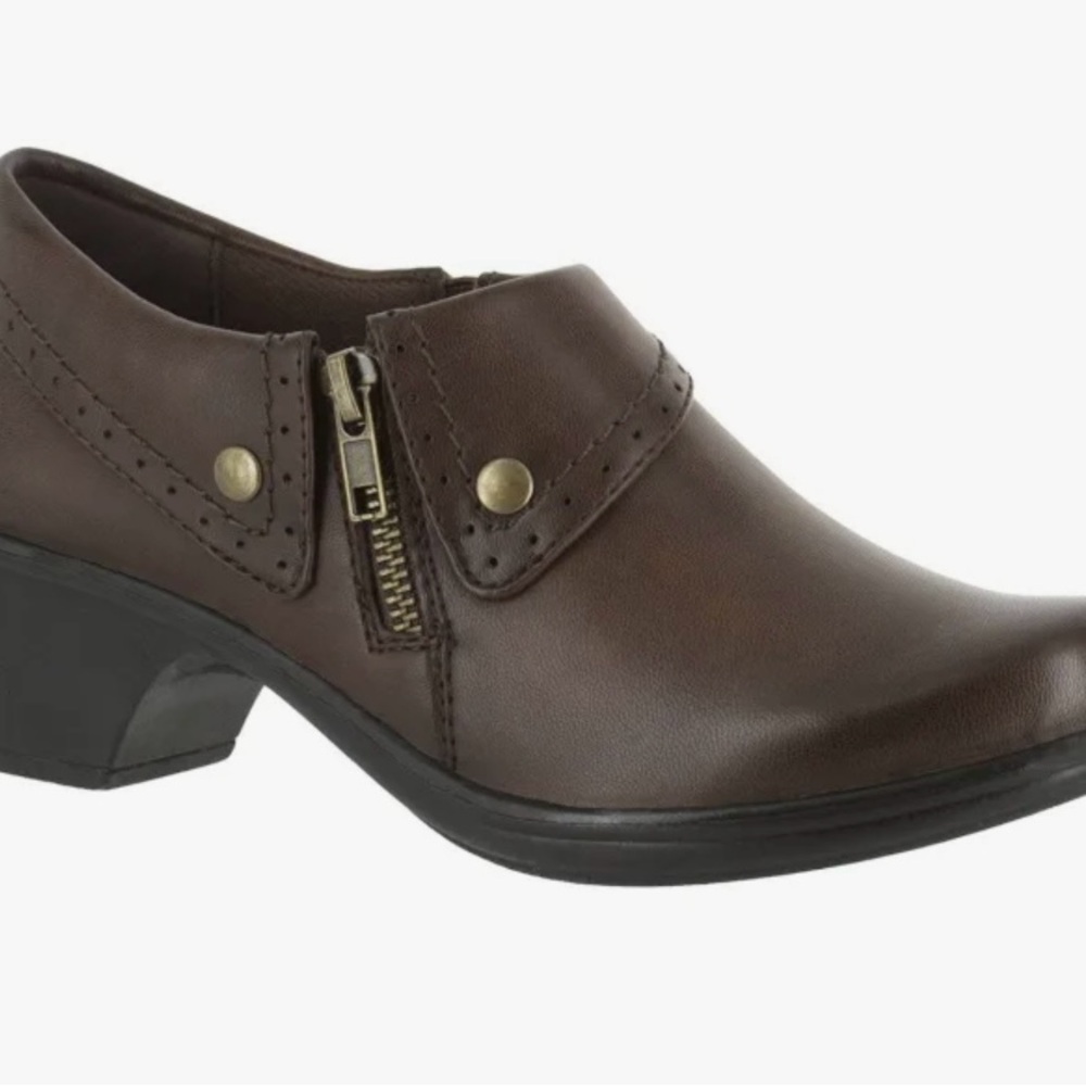 Brown Leather Slip-On Clogs with Chunky Heel